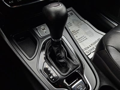 2020 Jeep Cherokee Limited FWD