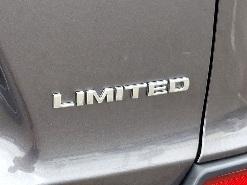 2020 Jeep Cherokee Limited FWD