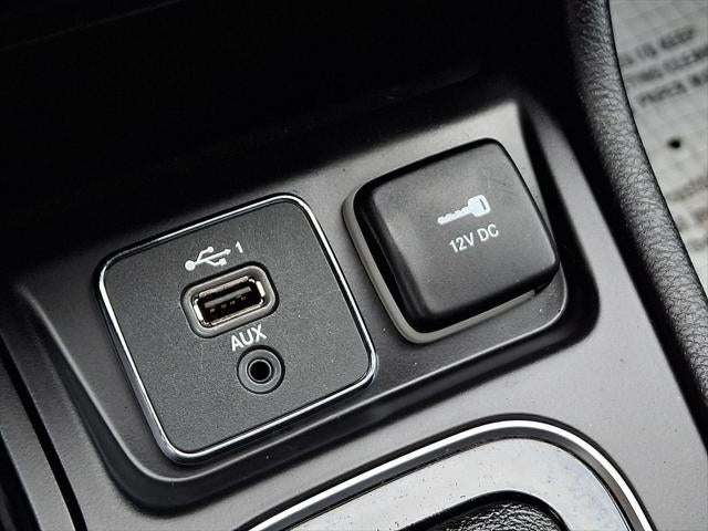 2020 Jeep Cherokee Limited FWD
