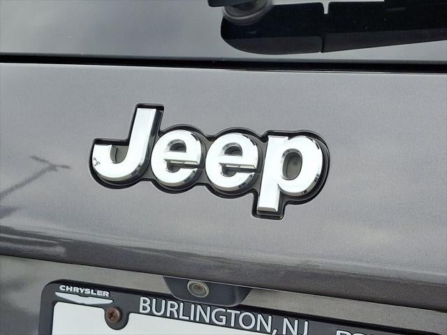 2020 Jeep Cherokee Limited FWD