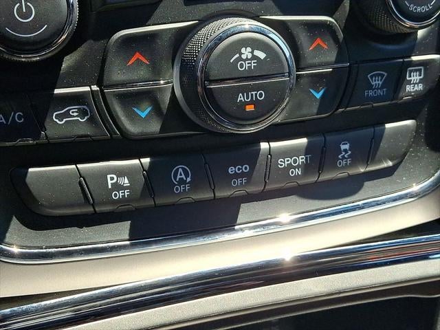 2021 Jeep Grand Cherokee Laredo E 4x4
