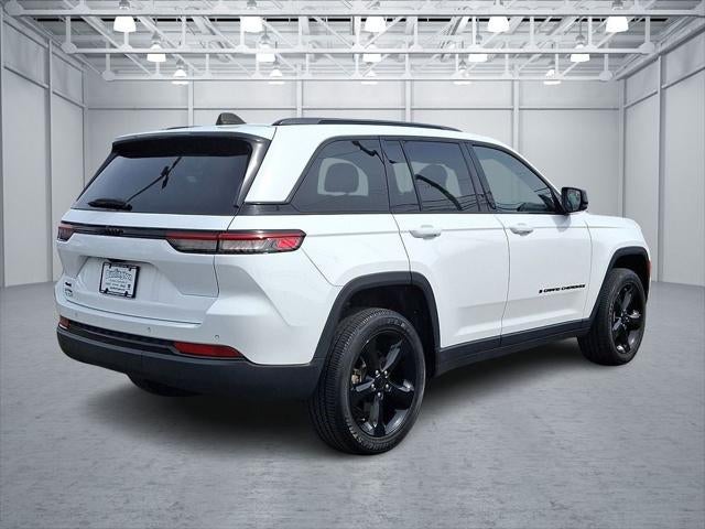 2023 Jeep Grand Cherokee Altitude 4x4