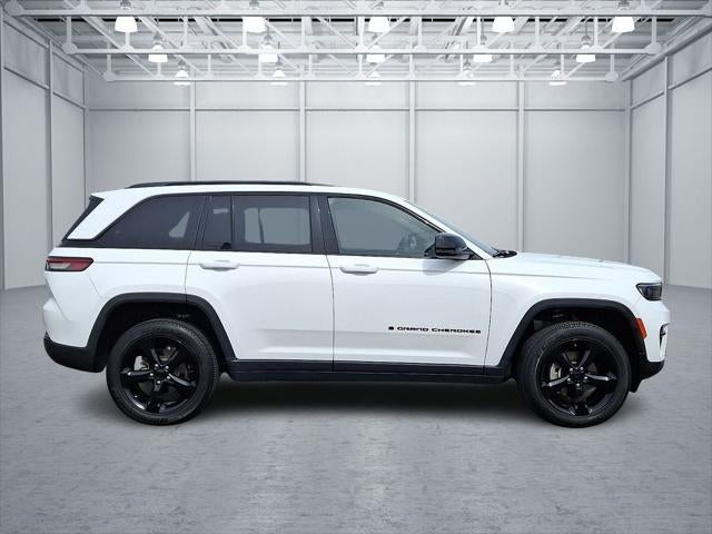 2023 Jeep Grand Cherokee Altitude 4x4