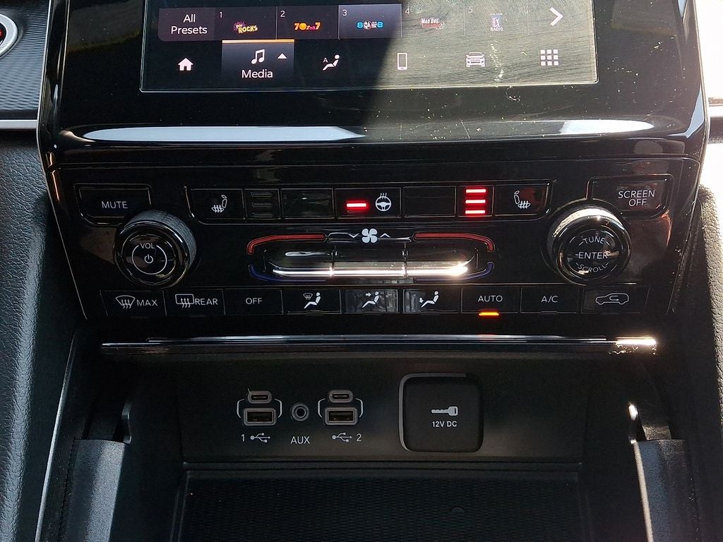 2025 Jeep Grand Cherokee Laredo X 4x4