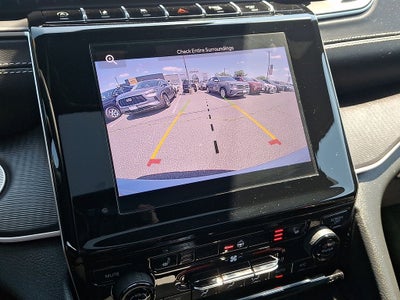 2025 Jeep Grand Cherokee Laredo X 4x4