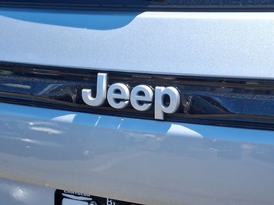 2025 Jeep Grand Cherokee Laredo X 4x4