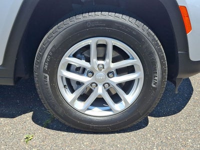2025 Jeep Grand Cherokee Laredo X 4x4