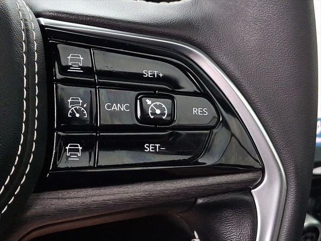 2022 Jeep Grand Cherokee Overland 4x4