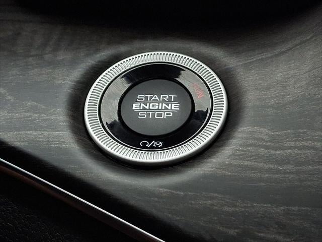 2022 Jeep Grand Cherokee Overland 4x4