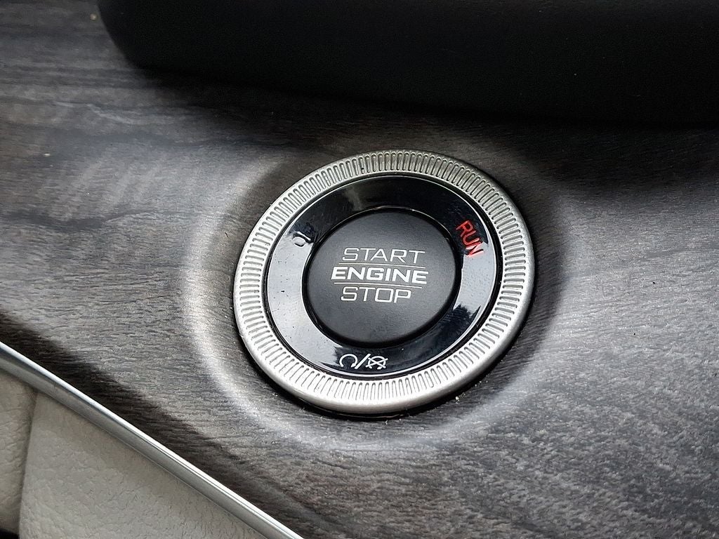 2022 Jeep Grand Cherokee Overland 4x4