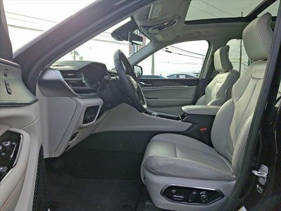 2022 Jeep Grand Cherokee Overland 4x4