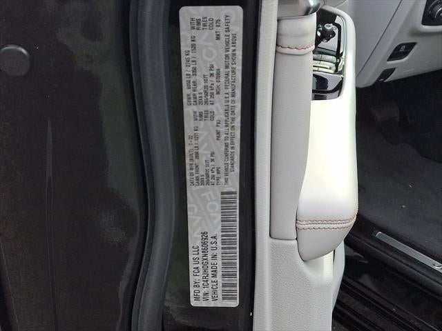 2022 Jeep Grand Cherokee Overland 4x4