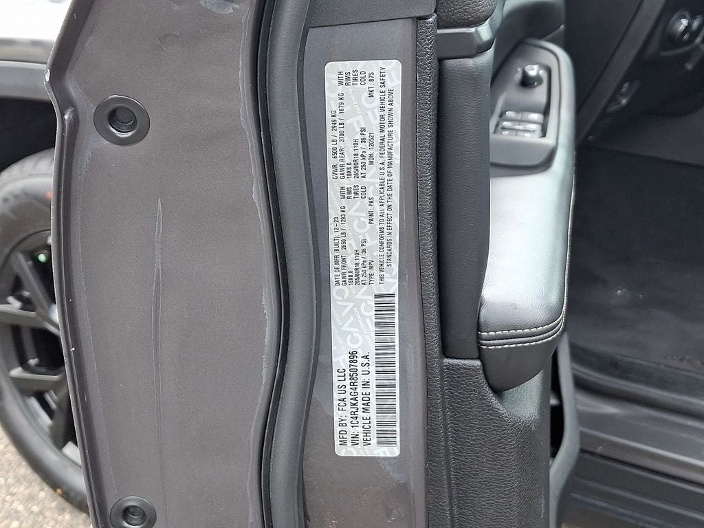 2024 Jeep Grand Cherokee L Altitude 4x4