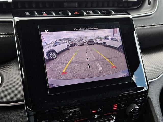 2024 Jeep Grand Cherokee L Altitude 4x4