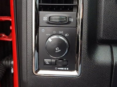 2017 RAM 1500 Sport Crew Cab 4x4 5'7' Box