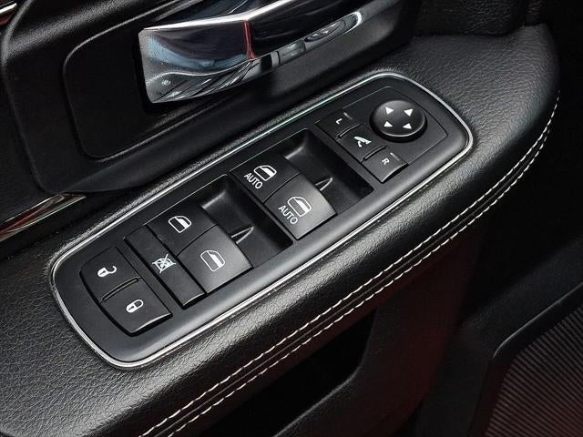 2017 RAM 1500 Sport Crew Cab 4x4 5'7' Box