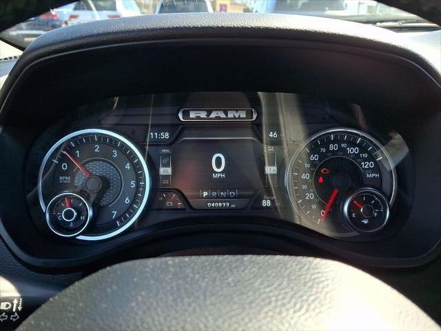 2022 RAM 1500 Big Horn Crew Cab 4x4 6'4' Box