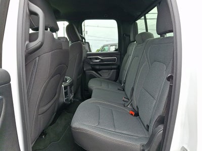2022 RAM Ram 1500 Big Horn Quad Cab 4x4 6'4' Box