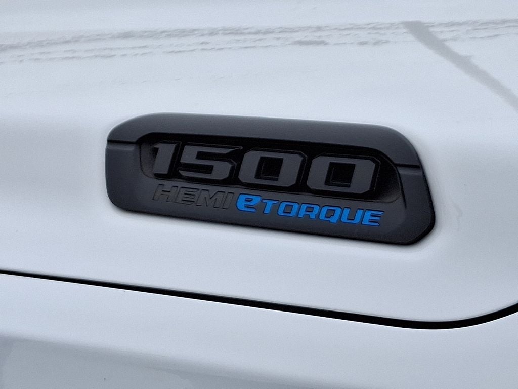 2022 RAM Ram 1500 Big Horn Quad Cab 4x4 6'4' Box