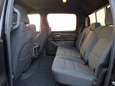 2022 RAM 1500 Big Horn Crew Cab 4x4 5'7' Box