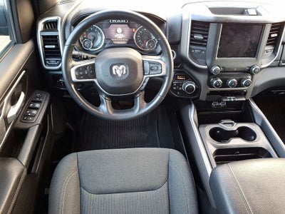 2022 RAM 1500 Big Horn Crew Cab 4x4 5'7' Box