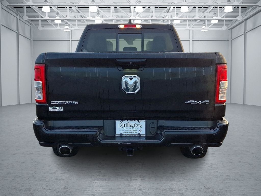2022 RAM 1500 Big Horn Crew Cab 4x4 5'7' Box