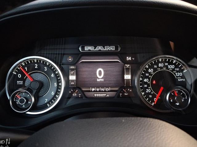 2022 RAM 1500 Big Horn Crew Cab 4x4 5'7' Box