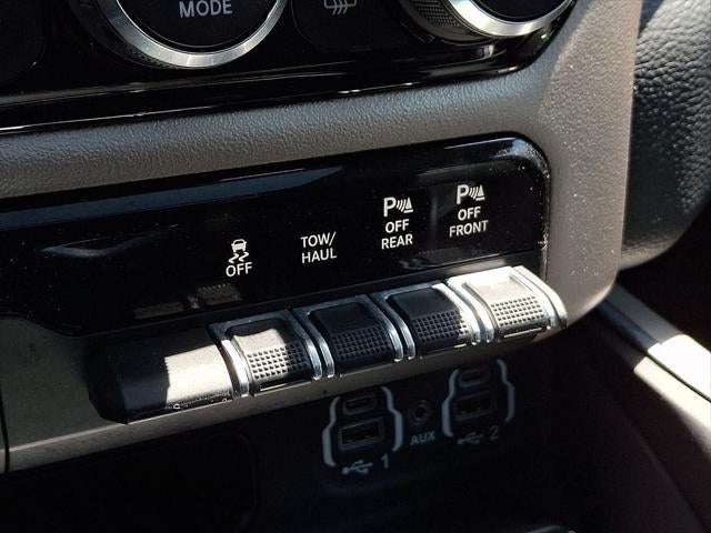 2022 RAM Ram 1500 Laramie Crew Cab 4x4 5'7' Box