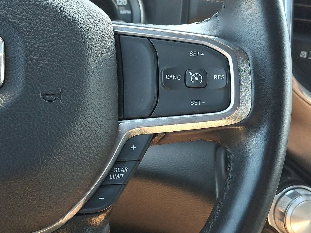 2023 RAM Ram 1500 Laramie Crew Cab 4x4 6'4' Box