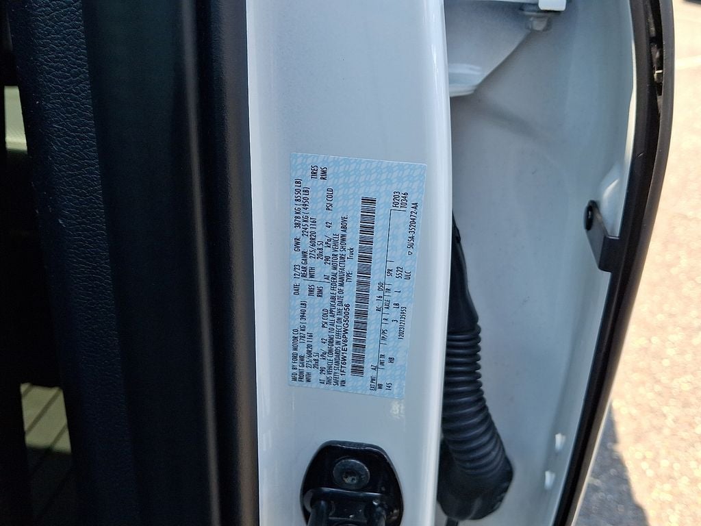 2023 Ford F-150 Lightning LARIAT