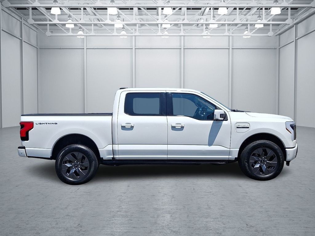 2023 Ford F-150 Lightning LARIAT