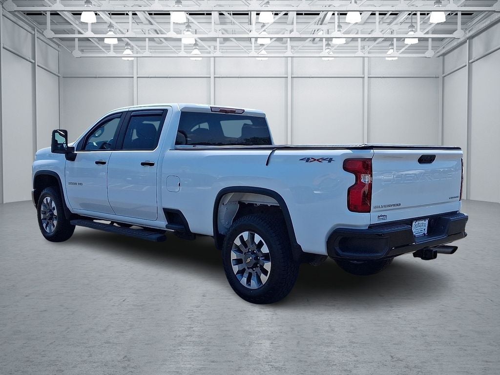 2022 Chevrolet Silverado 2500HD 4WD Crew Cab Long Bed Custom