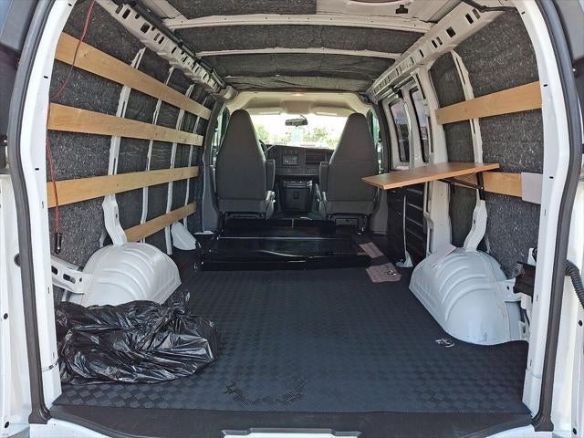 2022 GMC Savana Cargo RWD 2500 Regular Wheelbase Work Van