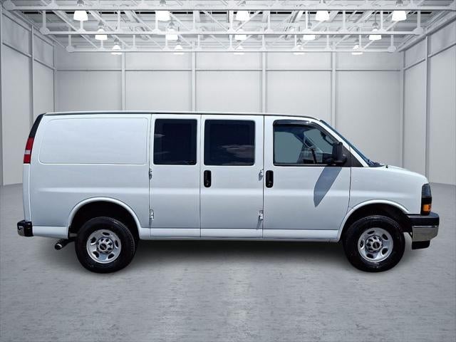 2022 GMC Savana Cargo RWD 2500 Regular Wheelbase Work Van