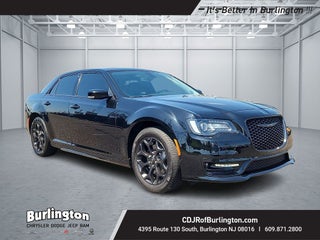 2023 Chrysler 300 Touring L AWD