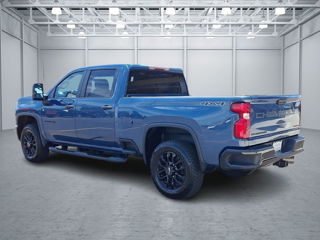 2025 Chevrolet Silverado 2500HD 4WD Crew Cab Standard Bed Custom