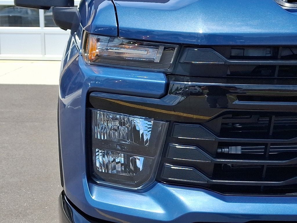2025 Chevrolet Silverado 2500HD 4WD Crew Cab Standard Bed Custom