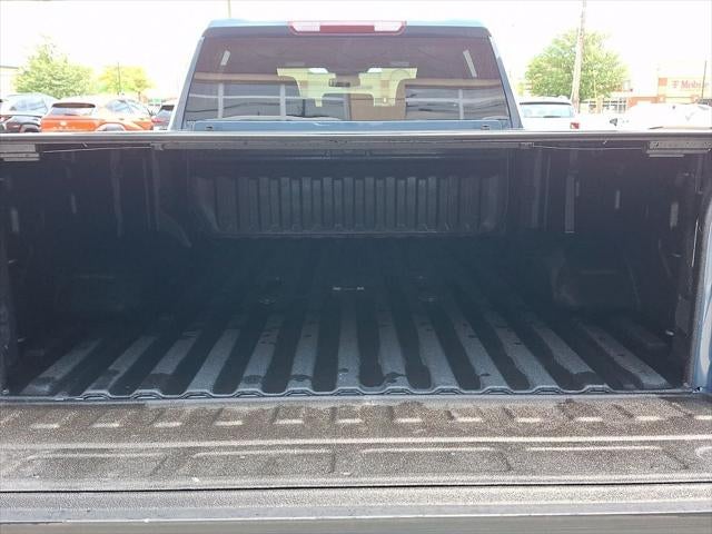 2025 Chevrolet Silverado 2500HD 4WD Crew Cab Standard Bed Custom