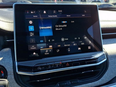 2023 Jeep Compass Latitude Lux FWD