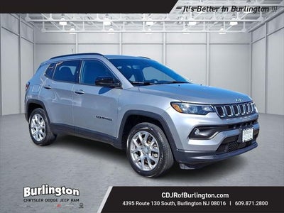 2023 Jeep Compass Latitude Lux FWD