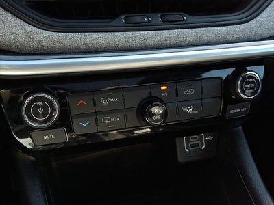 2023 Jeep Compass Latitude Lux FWD