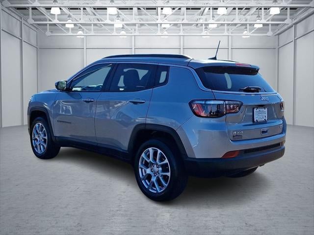 2023 Jeep Compass Latitude Lux FWD