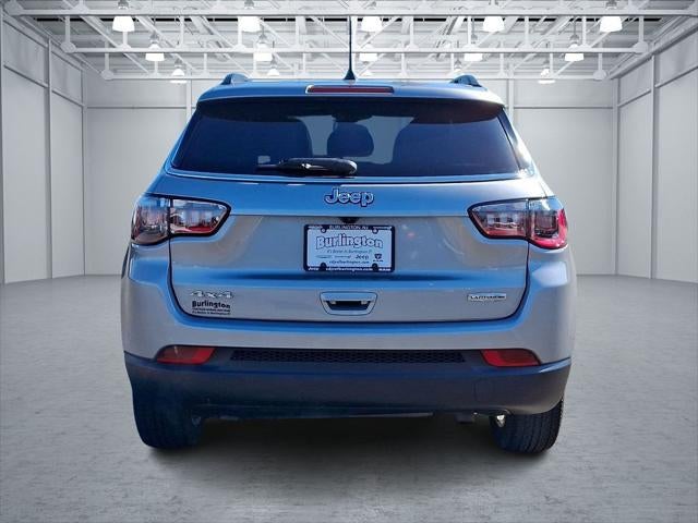 2023 Jeep Compass Latitude Lux FWD