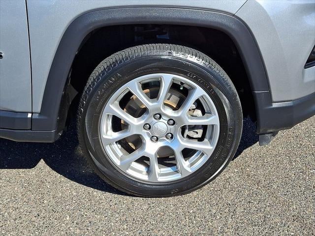 2023 Jeep Compass Latitude Lux FWD