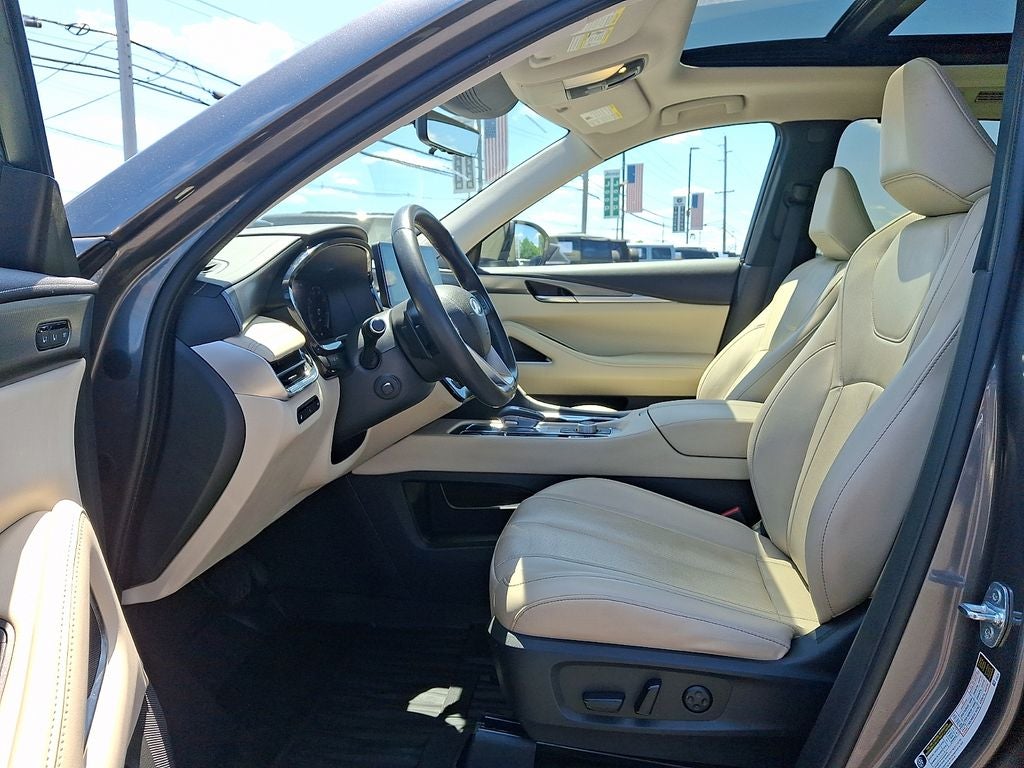 2023 INFINITI QX60 LUXE AWD