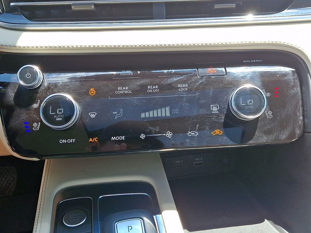 2023 INFINITI QX60 LUXE AWD