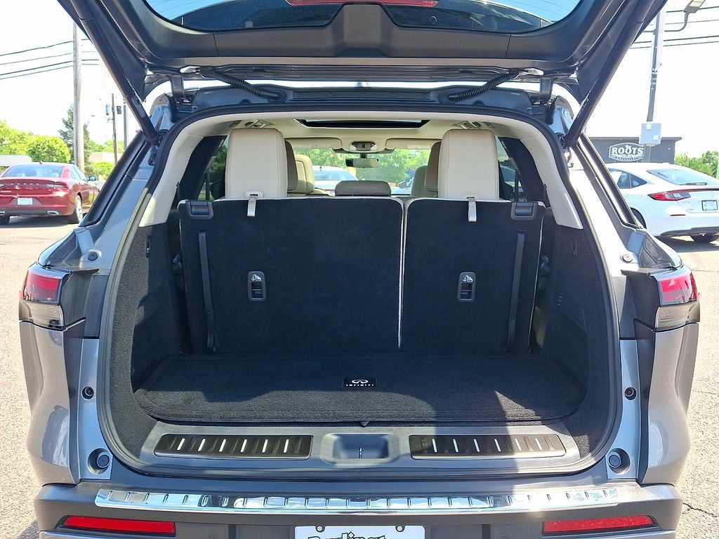 2023 INFINITI QX60 LUXE AWD