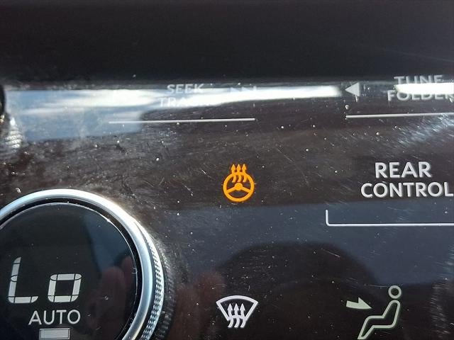 2023 INFINITI QX60 LUXE AWD