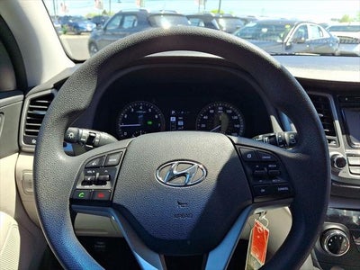2017 Hyundai TUCSON SE