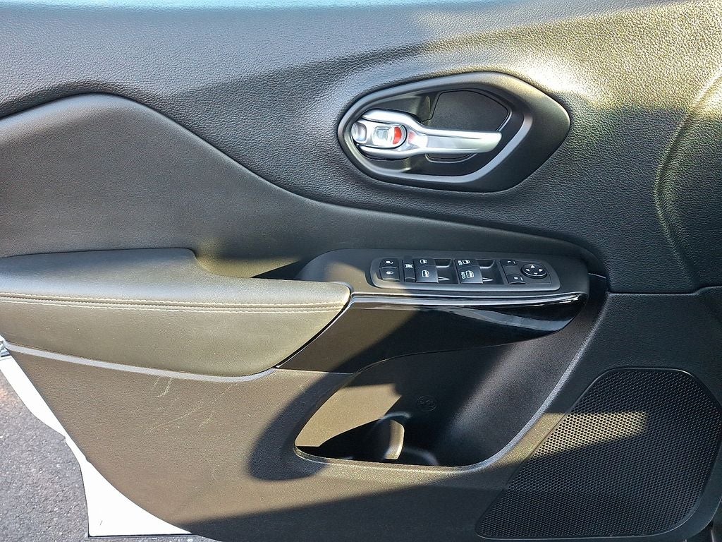 2023 Jeep Cherokee Altitude